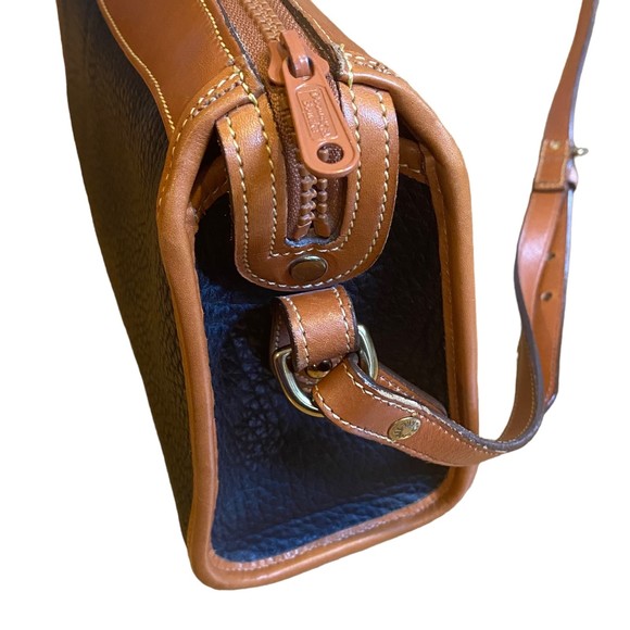 Dooney & Bourke 2 Duck Black Tan All Weather Leather Crossbody Bag - Picture 5 of 15